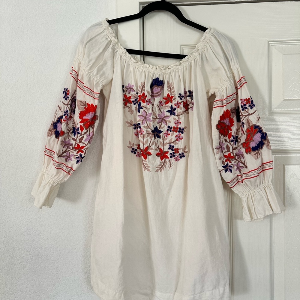Embroidered Floral Peasant Blouse